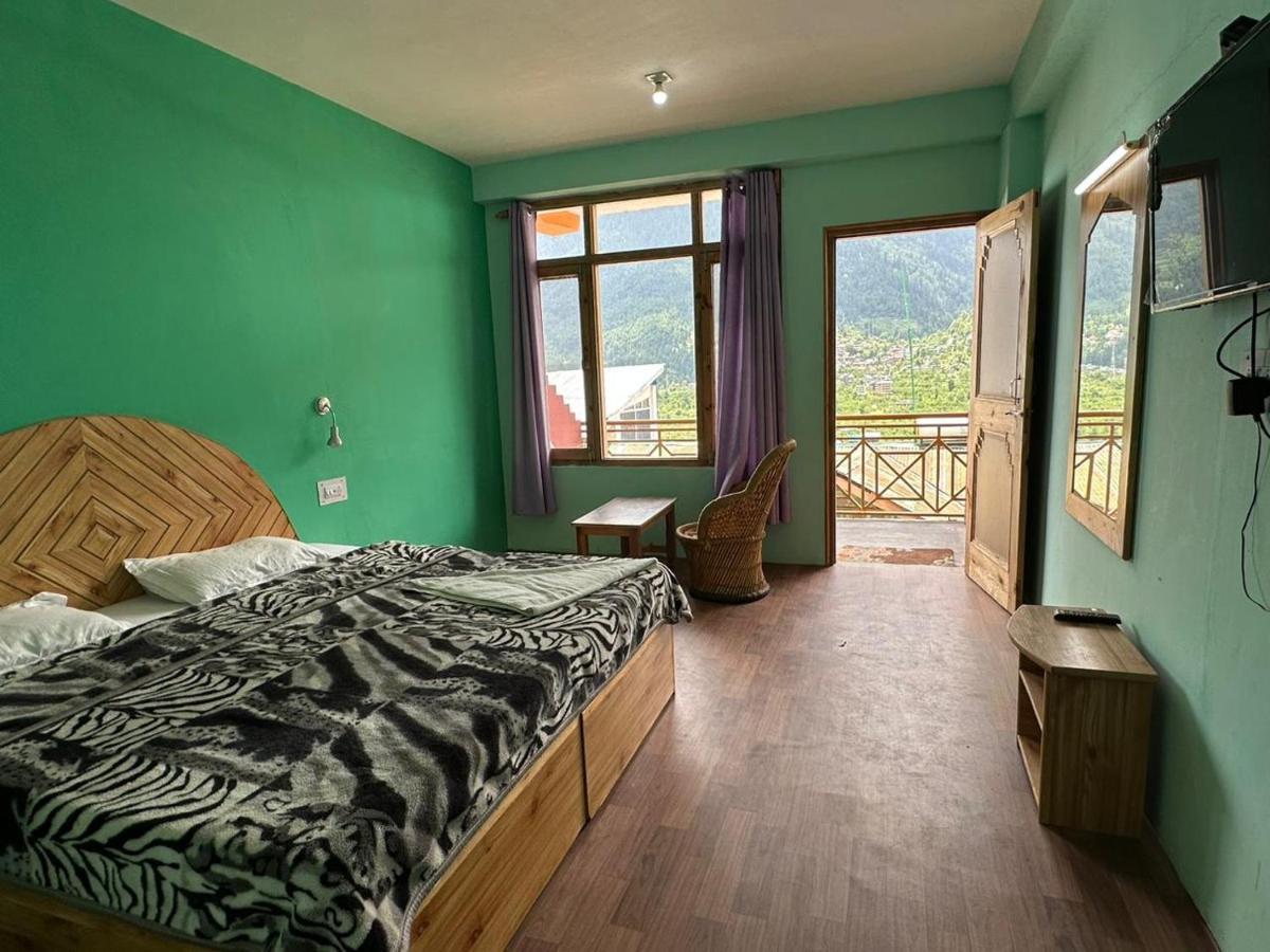 Rasta Cafe And Lodge Manāli Екстериор снимка